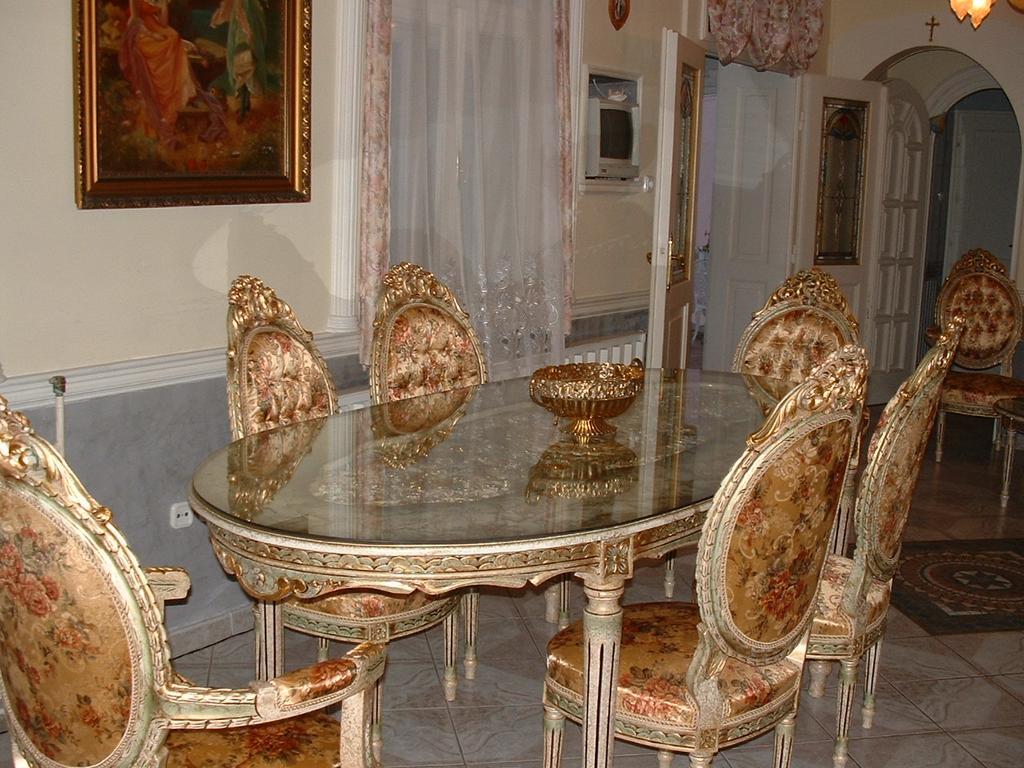 Ádám Apartmanház Apartment Szeged Ngoại thất bức ảnh