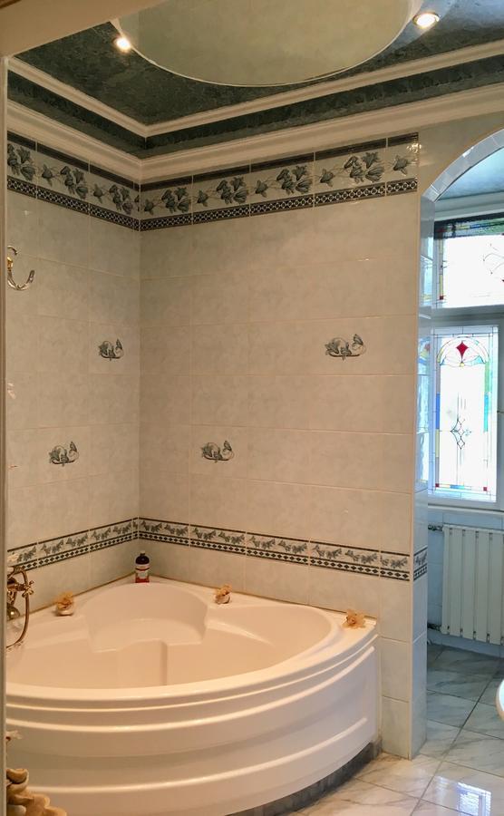 Ádám Apartmanház Apartment Szeged Ngoại thất bức ảnh